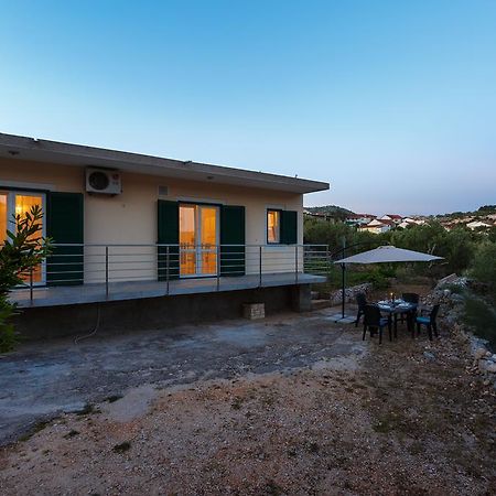 Holiday Home Iris Marina Εξωτερικό φωτογραφία