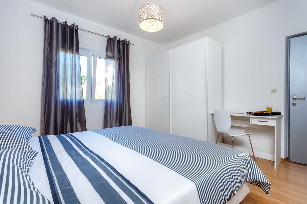 Holiday Home Iris Marina Εξωτερικό φωτογραφία